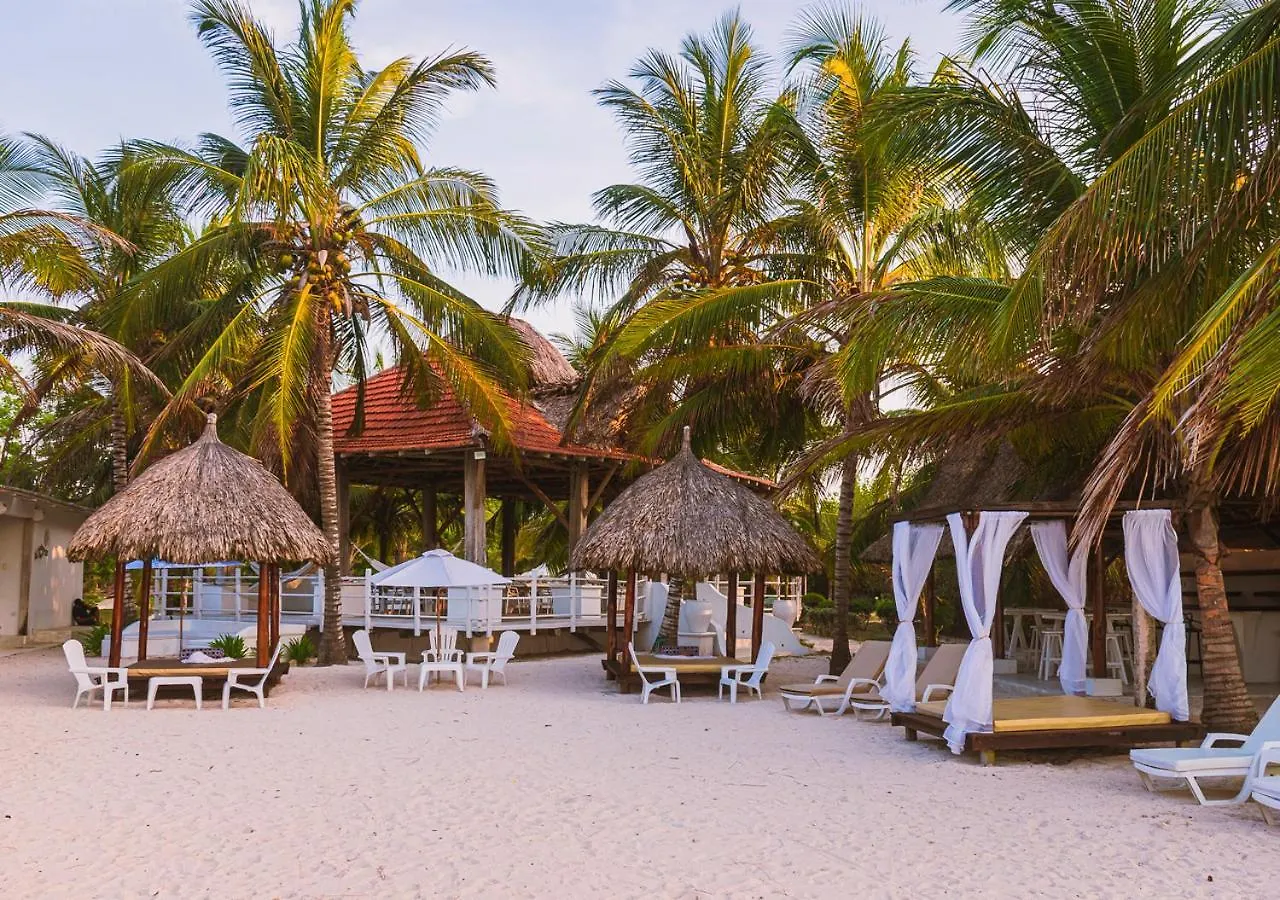 Marine Beach Club & Hotel By Tequendama Tierra Bomba